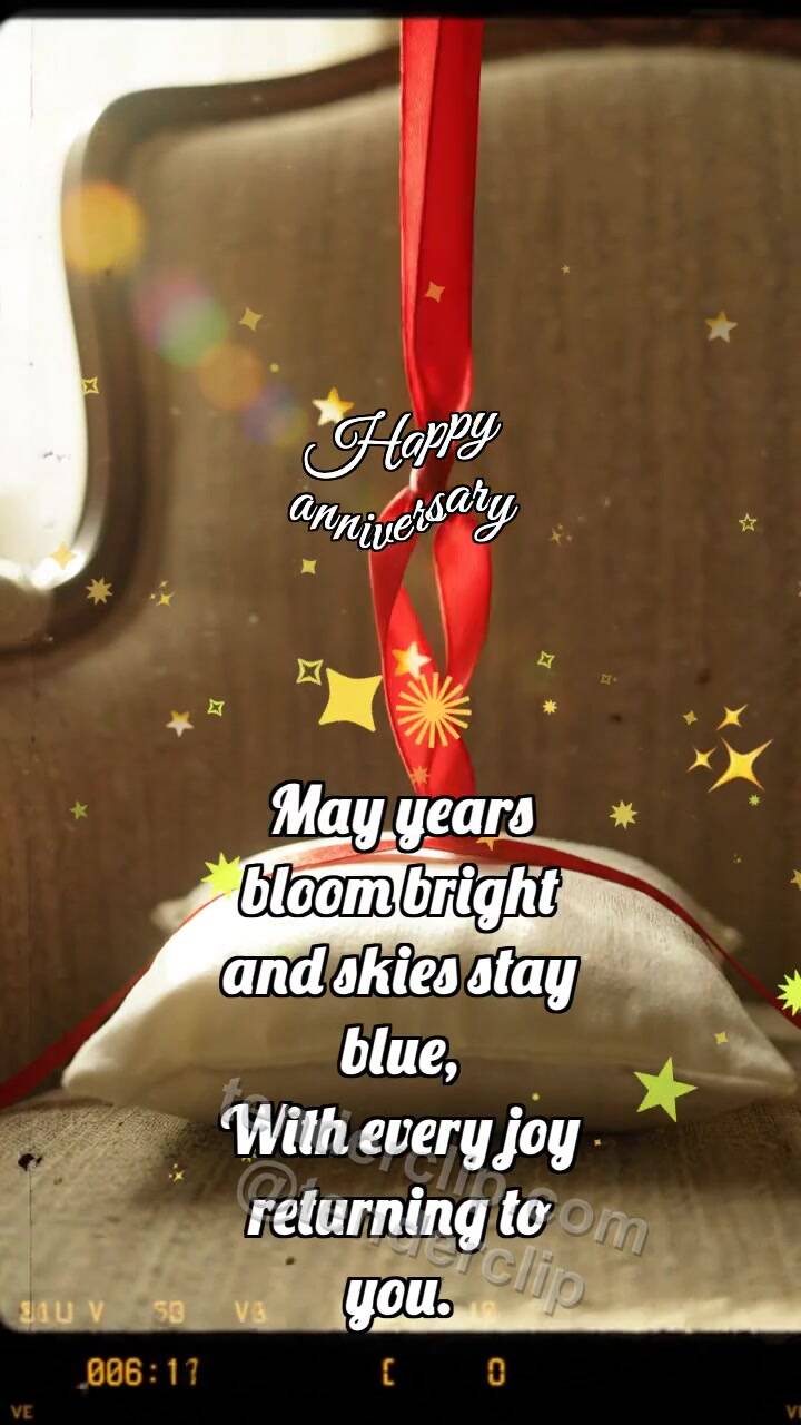 Animated greeting card about Happy anniversary: Ring Pillow Catches Dawn