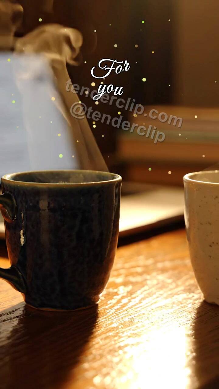 Animated greeting card about For you: two cups move closer